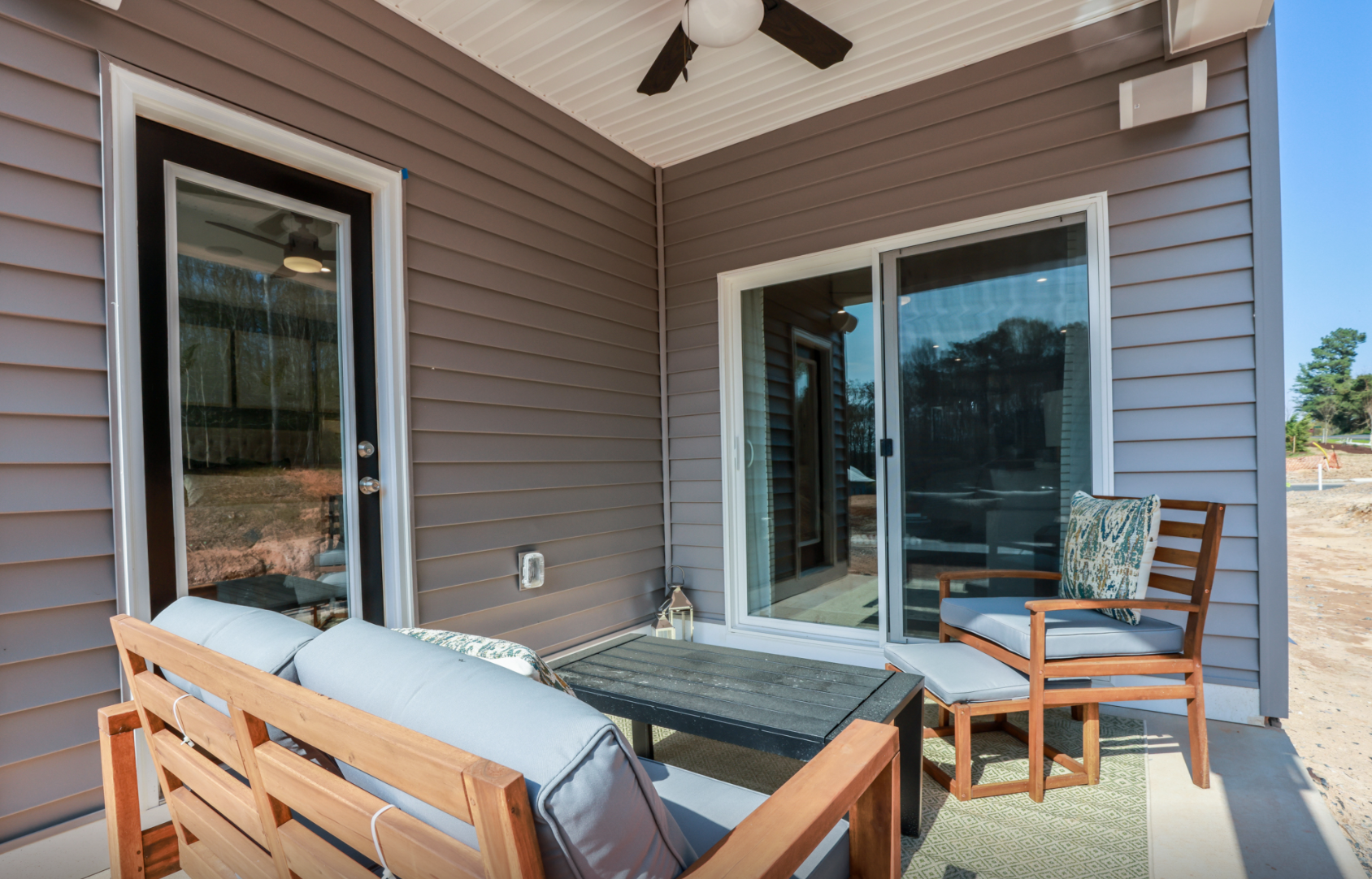 Sunset-Hills-Deck